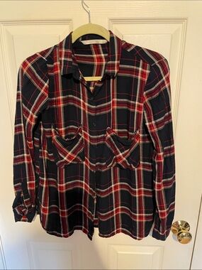 Zara Navy and Red Plaid Button-Down Shirt women’s small